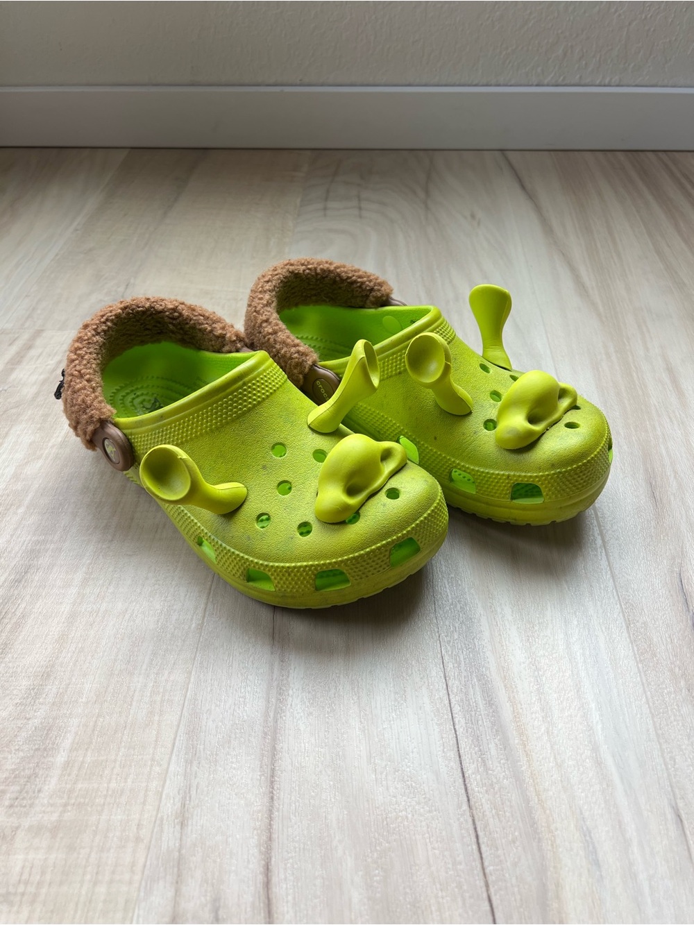 CROC SHROKS